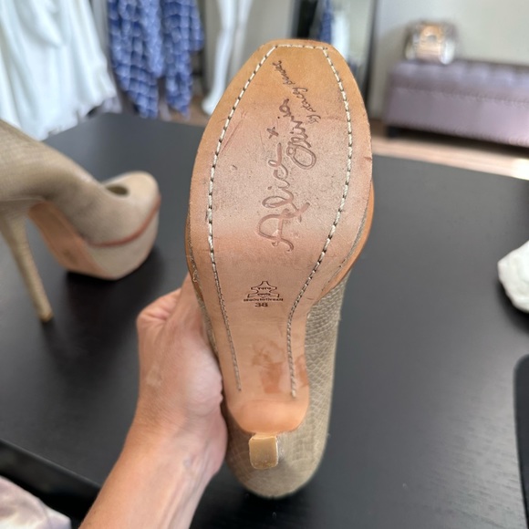 Size 38 - Picture 10 of 10